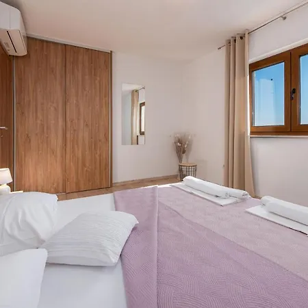 Vila Paula Zadarvillas Budak