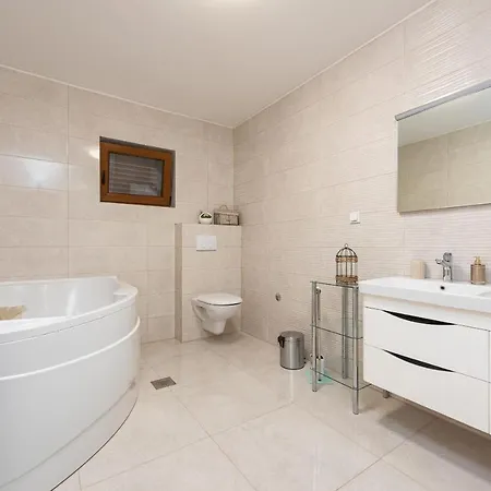 Vila Paula Zadarvillas Budak