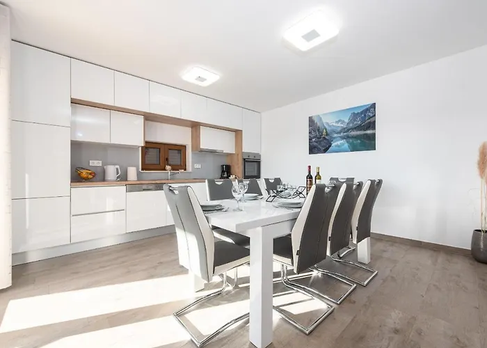 Вилла Paula Zadarvillas Budak