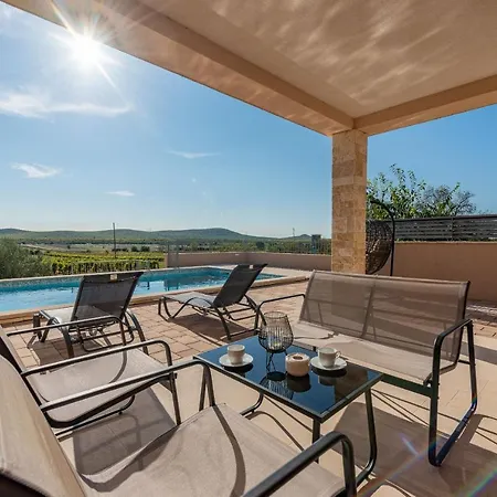 Paula Zadarvillas Villa Budak