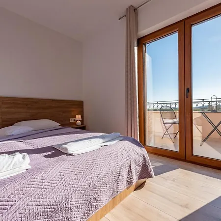 Paula Zadarvillas * Budak