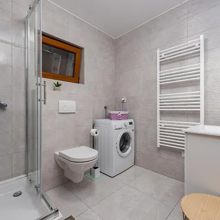 וילה Paula Zadarvillas