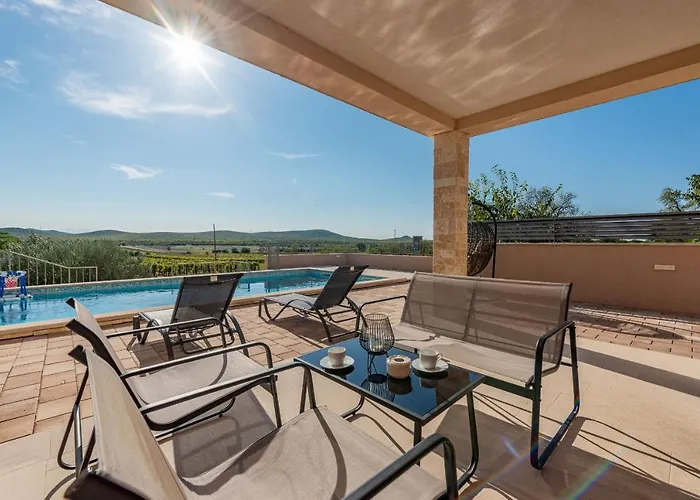 Paula Zadarvillas Villa Budak