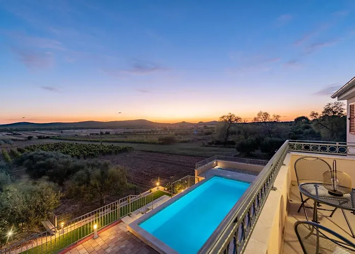 Paula Zadarvillas Villa *