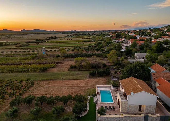 Paula Zadarvillas Budak