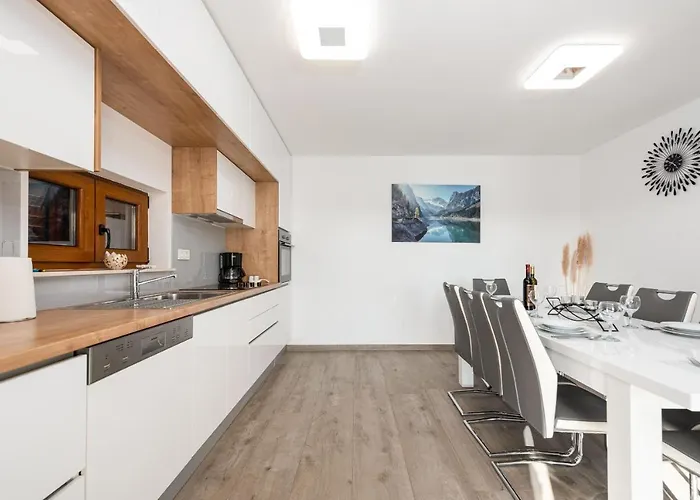 Paula Zadarvillas Villa Budak