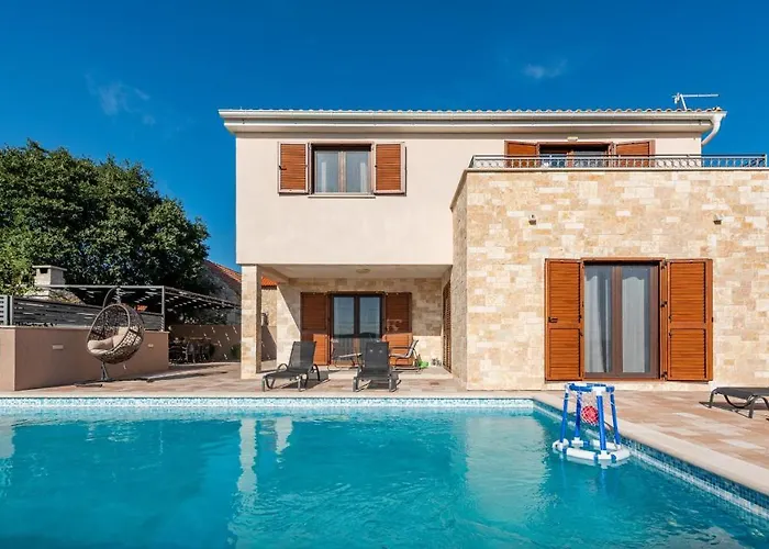 Paula Zadarvillas Villa Budak